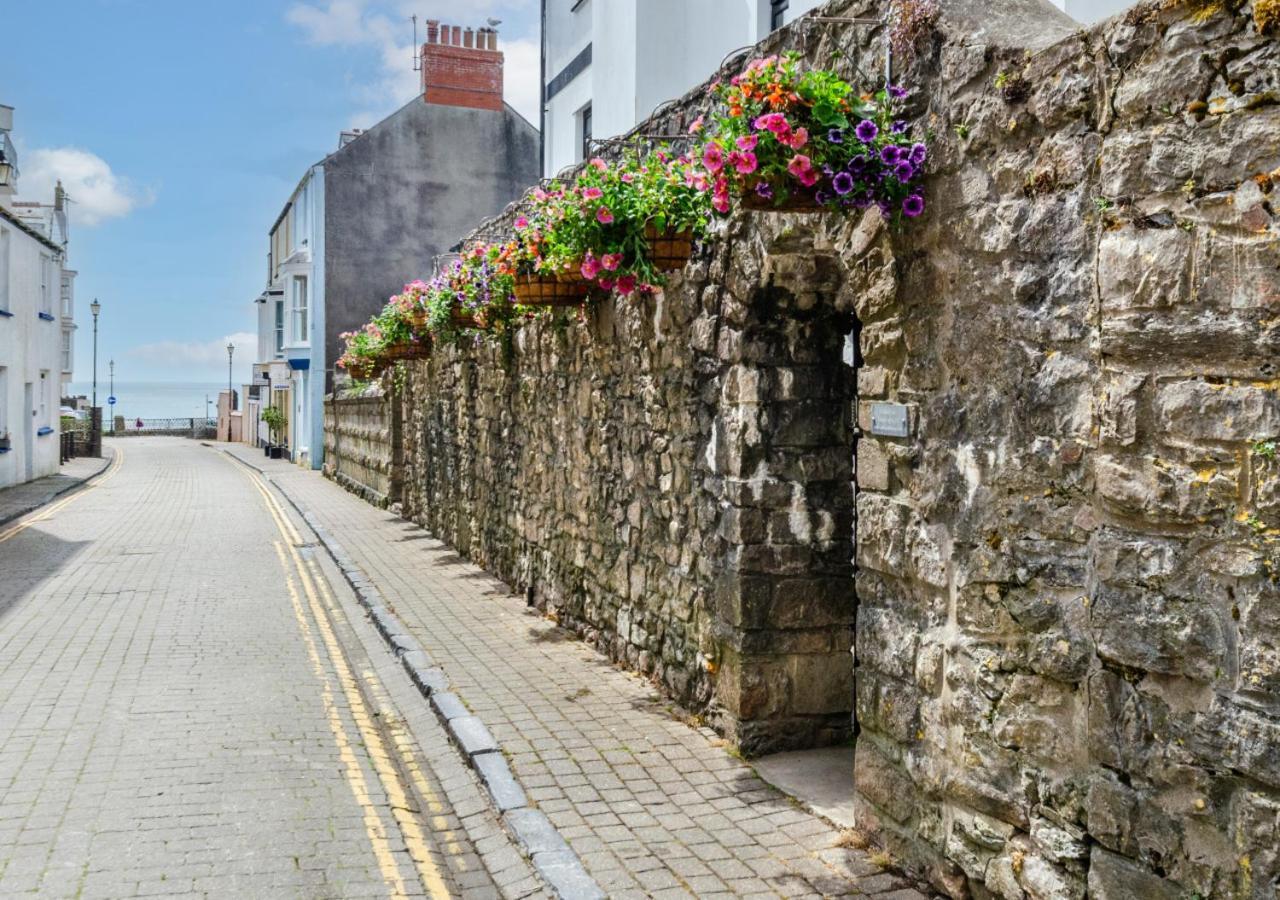 Wall Cottage Group Tenby Exterior photo